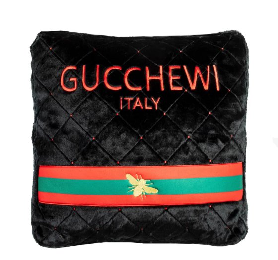 Gucchewi Bed